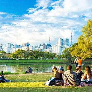 studio-moderno-com-wifi-e-academia-ao-lado-do-parque.topsaopaulohotels.com/